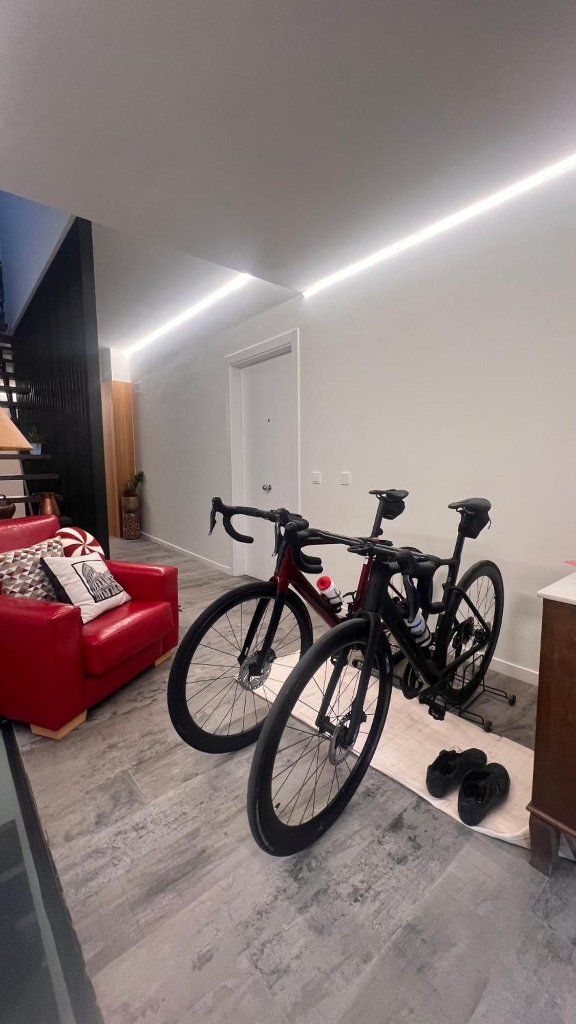 Jasalpi Unico Apartamento Delante Del Lago De บันยอเลส ภายนอก รูปภาพ